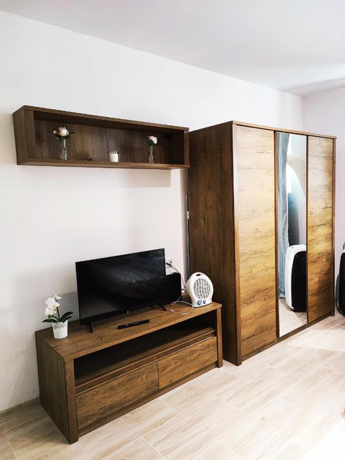 Apartmán White Rose Studio Basement Budapešť Exteriér fotografie