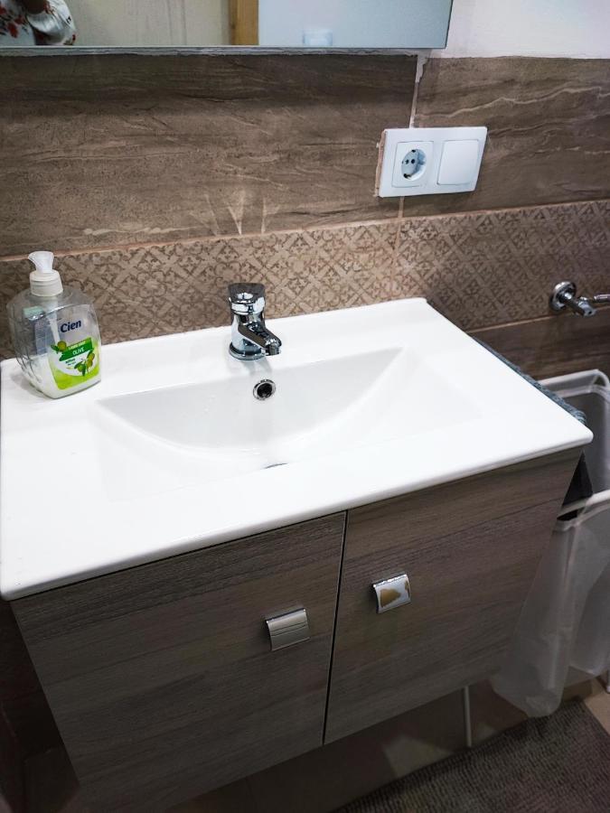 Apartmán White Rose Studio Basement Budapešť Exteriér fotografie